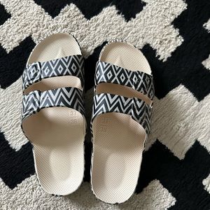 Freedom Moses Aztec Inspired Slides